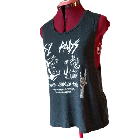 Vintage Roller Derby “S1 World Domination Tour” Graphic Tank – Bella – XL - Picture 4 of 11